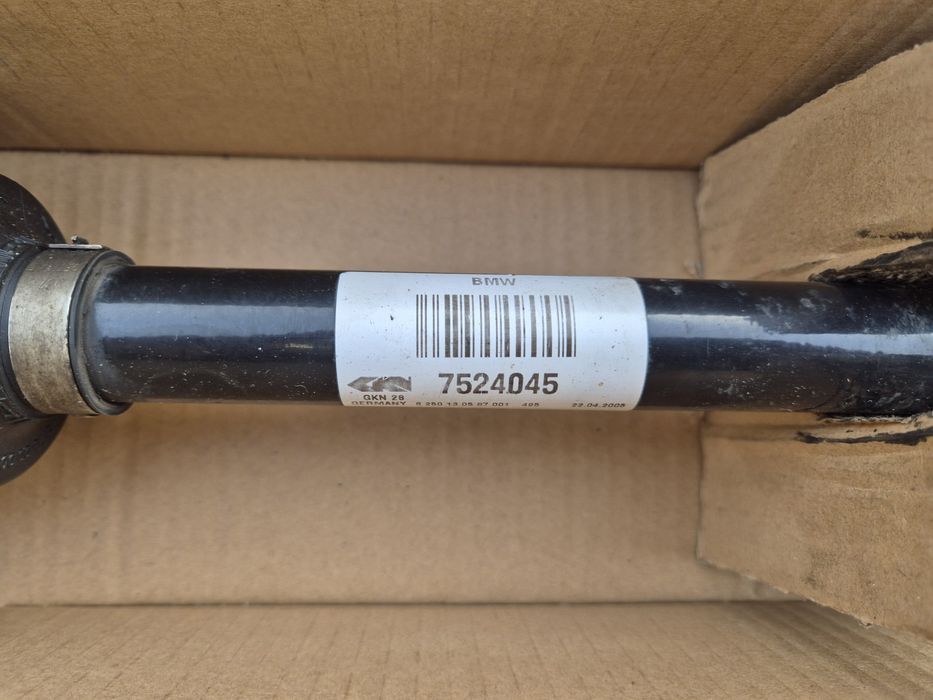 Półoś przednia lewa Bmw X3 E83 2.0d diesel manual