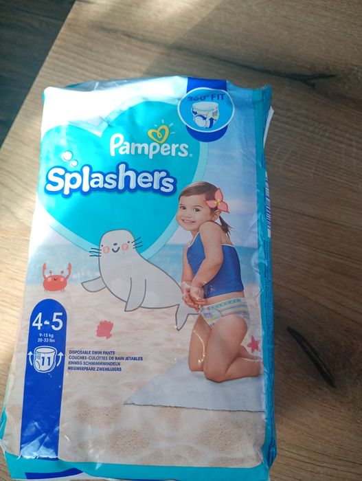 3 paczki pielucho majtek i paczka pieluchomajtek do basenu