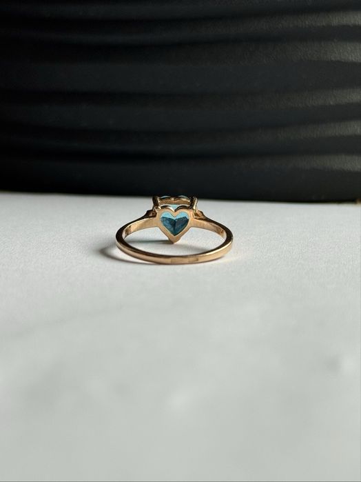 Золотое кольцо 18 размер