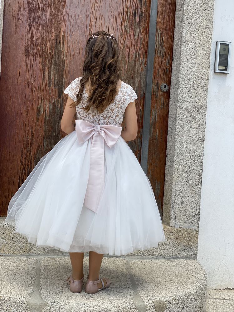 Vestido 1.ª comunhão usado umas horas 9 anos