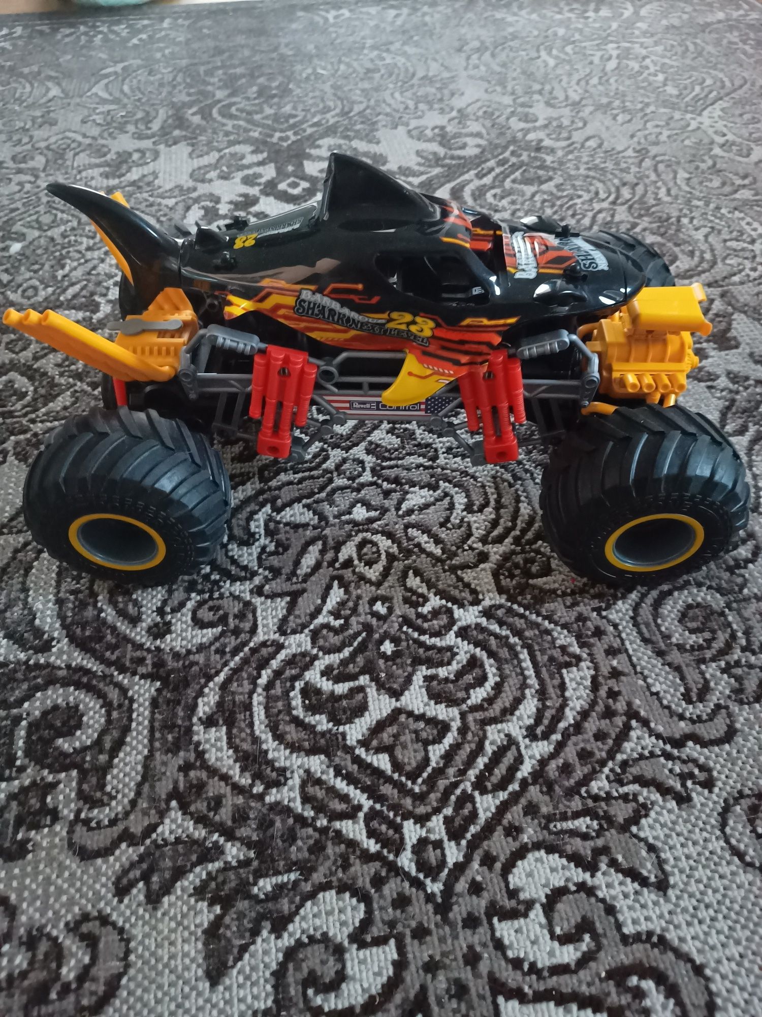 Revell monster truck