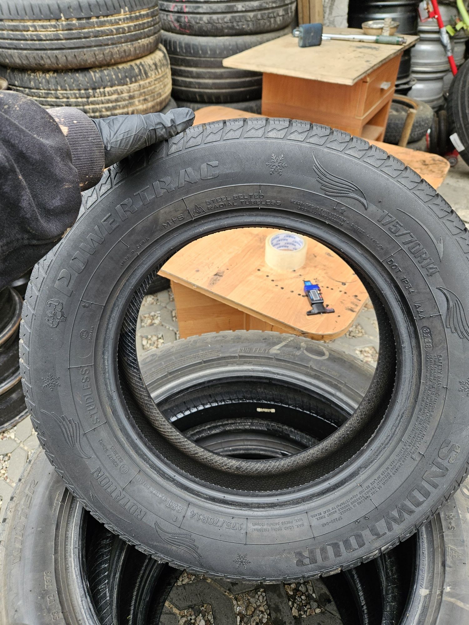Powertrac 175/70 r14 SnowTour /// 7mm!!! Wysyłka