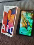 Хороший бюджетный смартфон Samsung A10 32gb