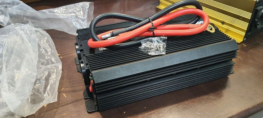 Інвертор привезений з Німеччини перетворювач преобразователь