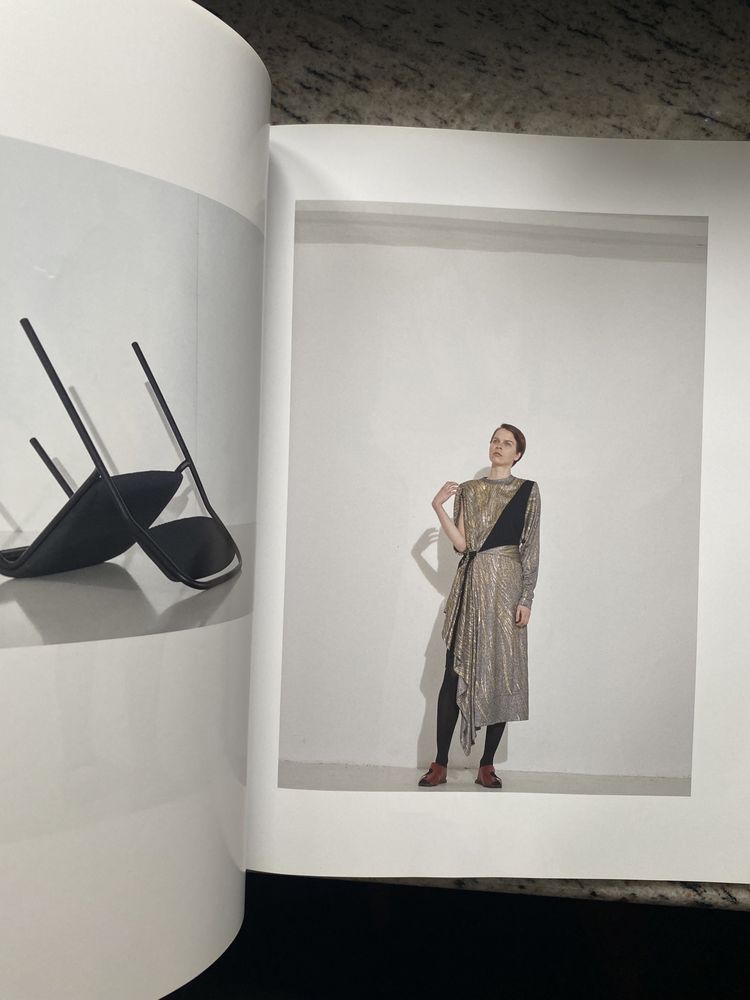 Sleek Mag 53 książka album o modzie design vogue harpers bazaar