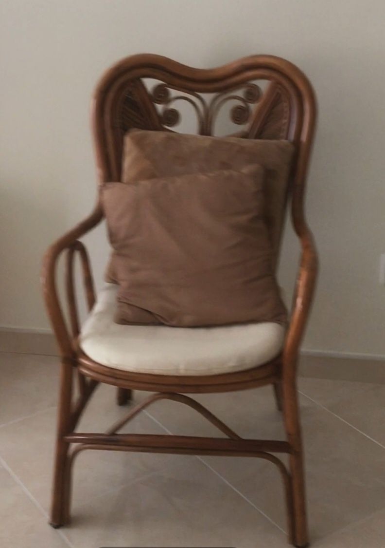 Cadeirão em verga
