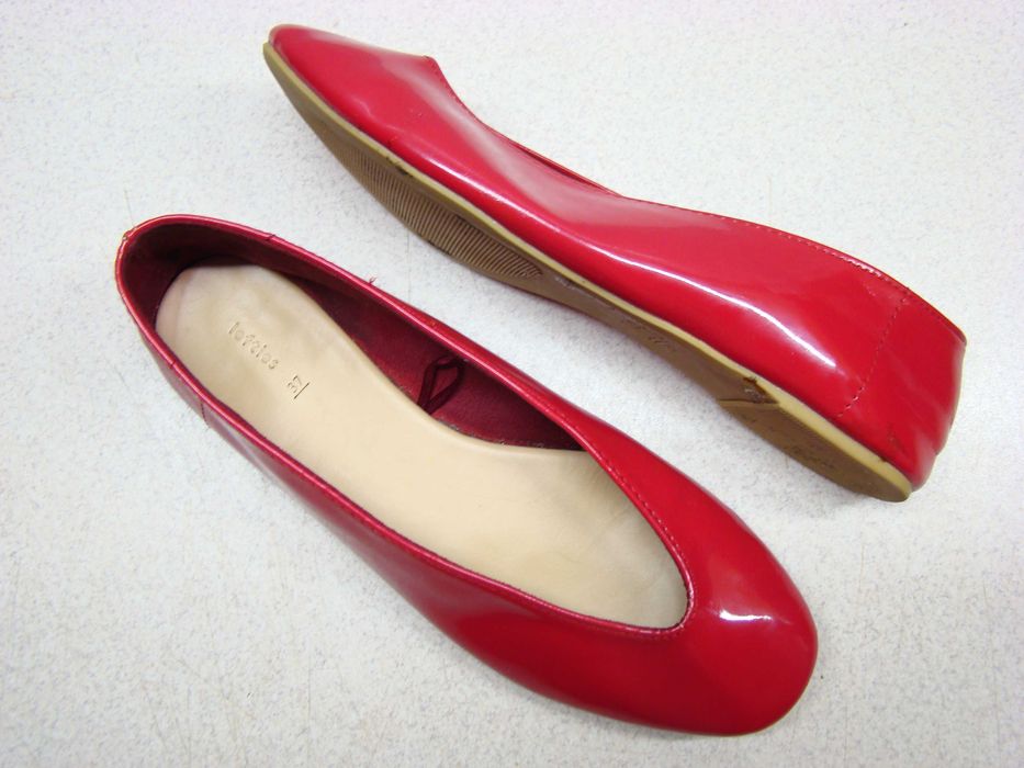 Lefties czerwone balerinki R. 37 lakierowane damskie dziewczęce
