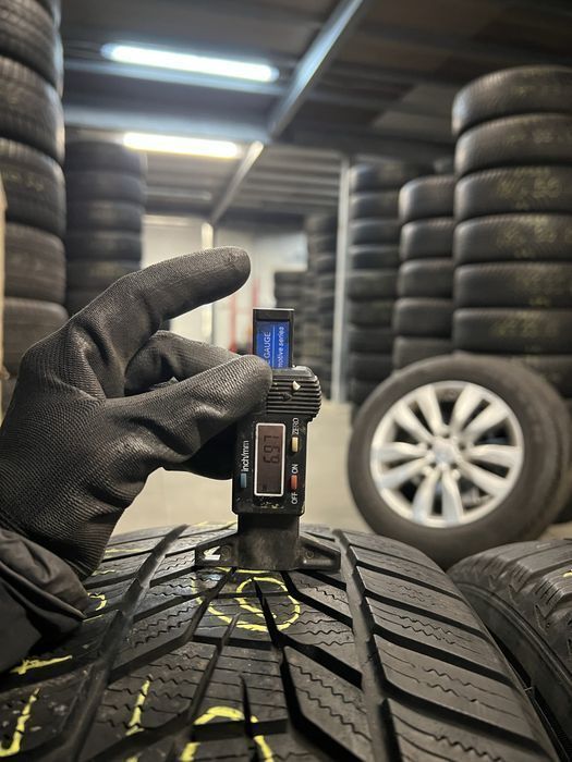 Opony zimowe 225/60/R17 Hankook Winter Icept Evo3 / 2020r - 2 sztuki