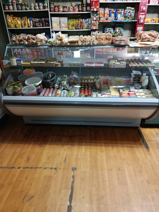 Холодильник-вітрина