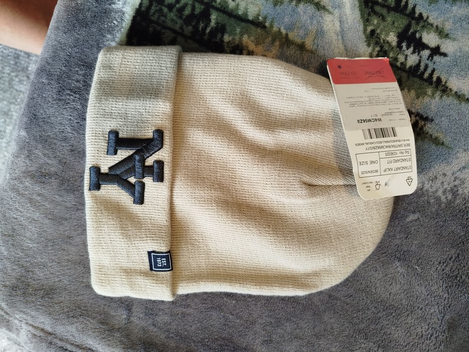 Шапка "NY" тепла