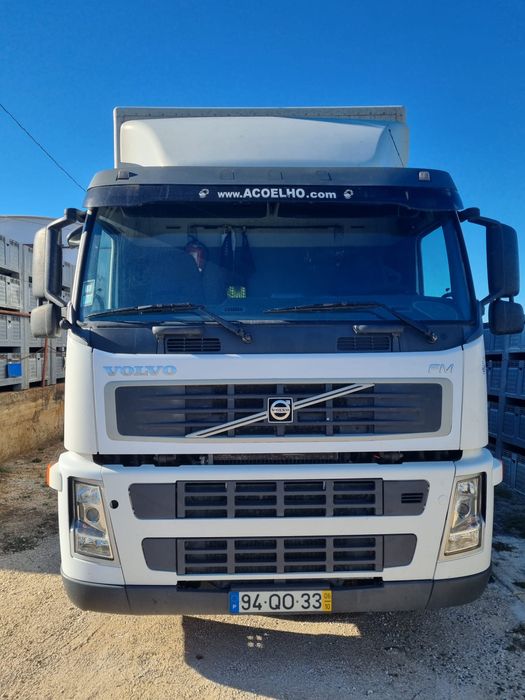 Camião Volvo FM 300 Euro 5