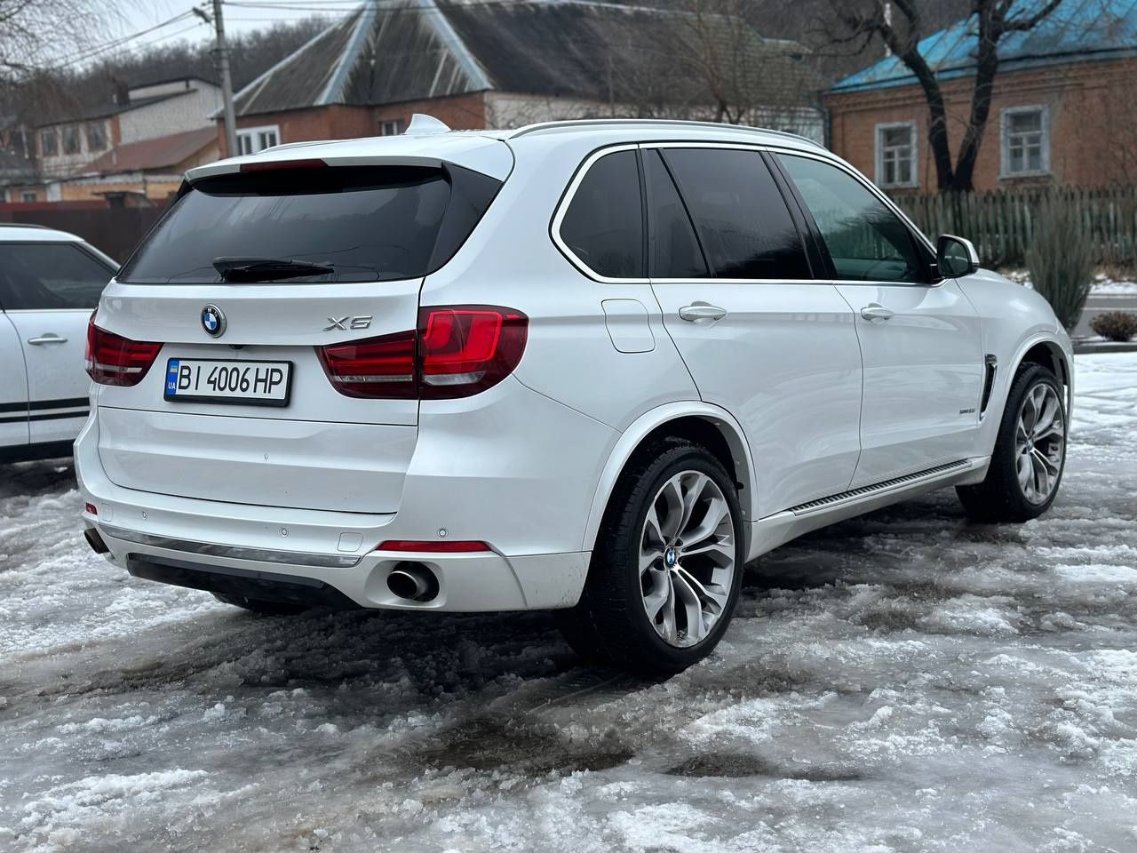 BMW X5.    2016.