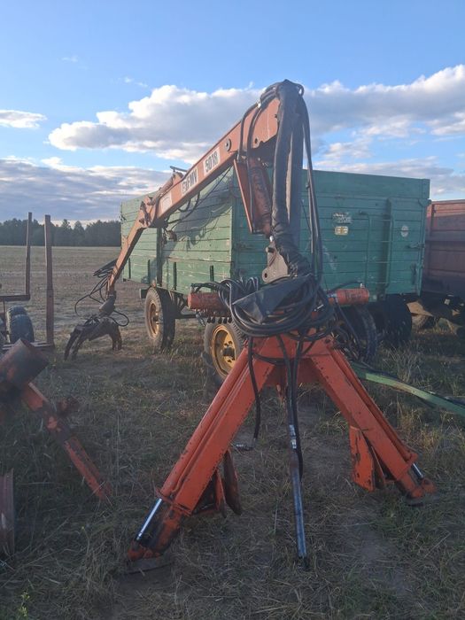 Dźwig leśny Żuraw FMW 5018 hds  + przyczepa5-7 ton  HDS Ramię 5 m