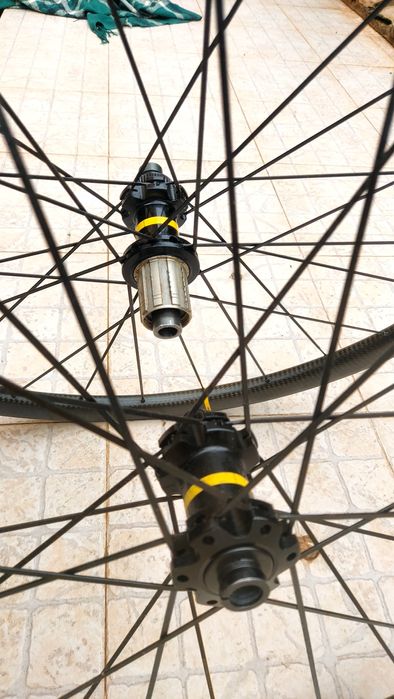 Rodas Mavic Cosmic Disco carbono