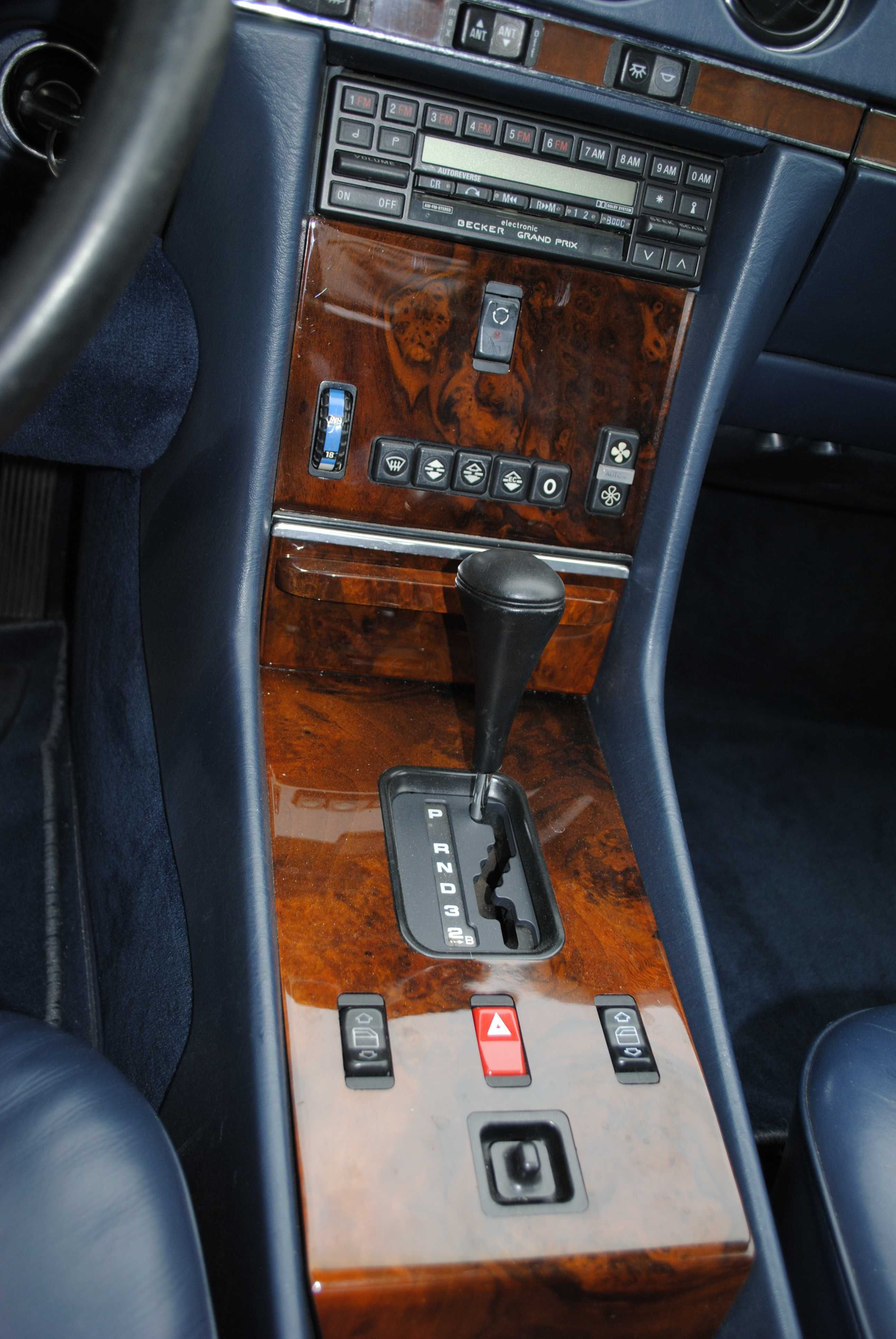 Mercedes sl 107 ...89rok bajka