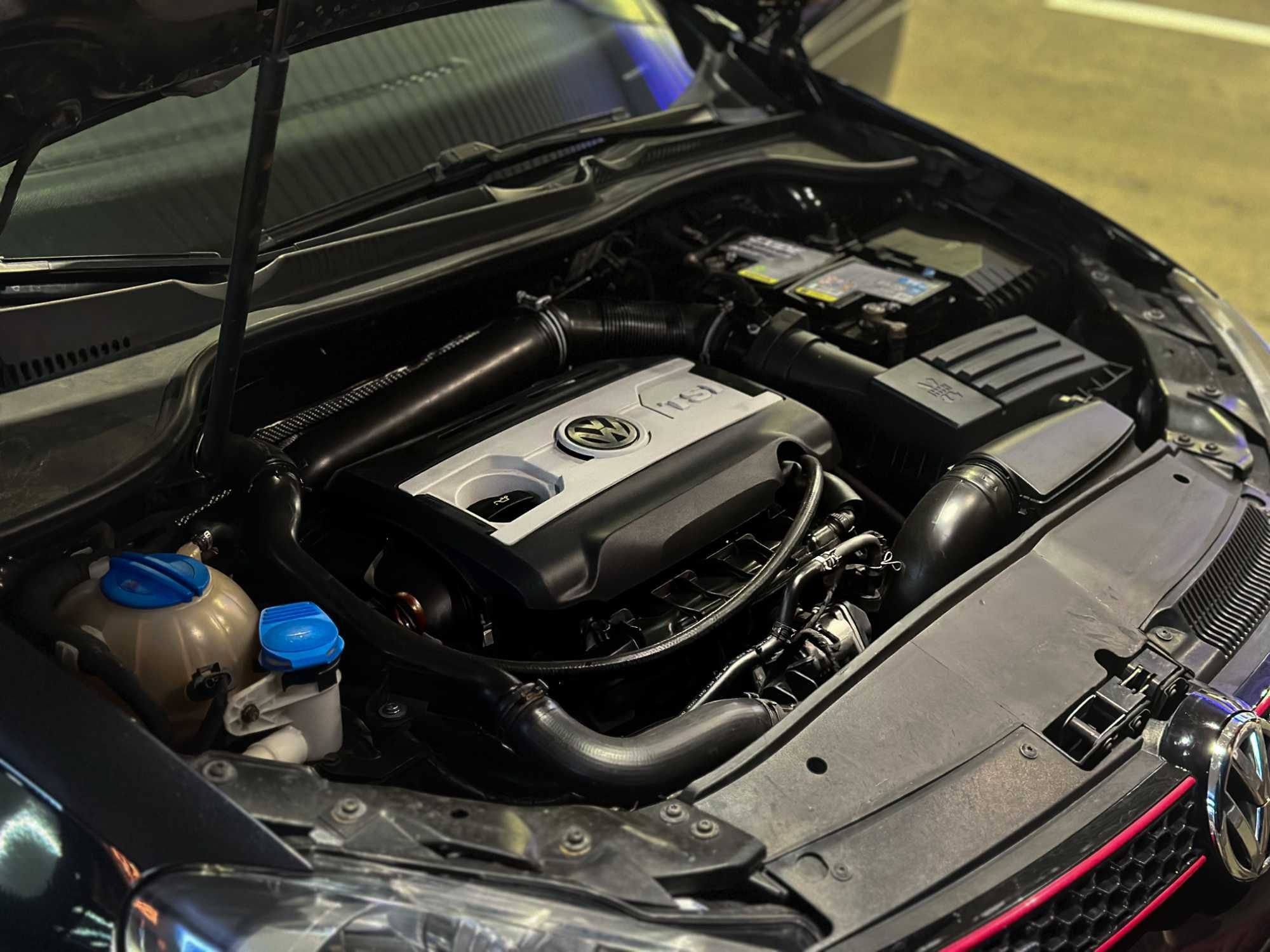 Volkswagen Golf GTI 6