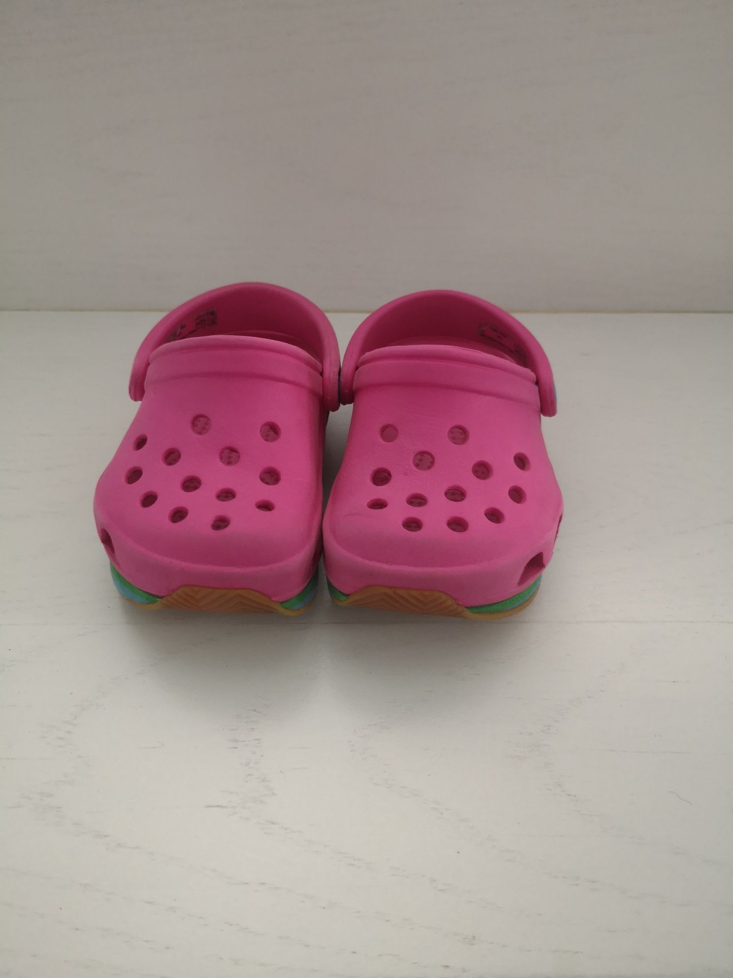 Crocs bebé menina