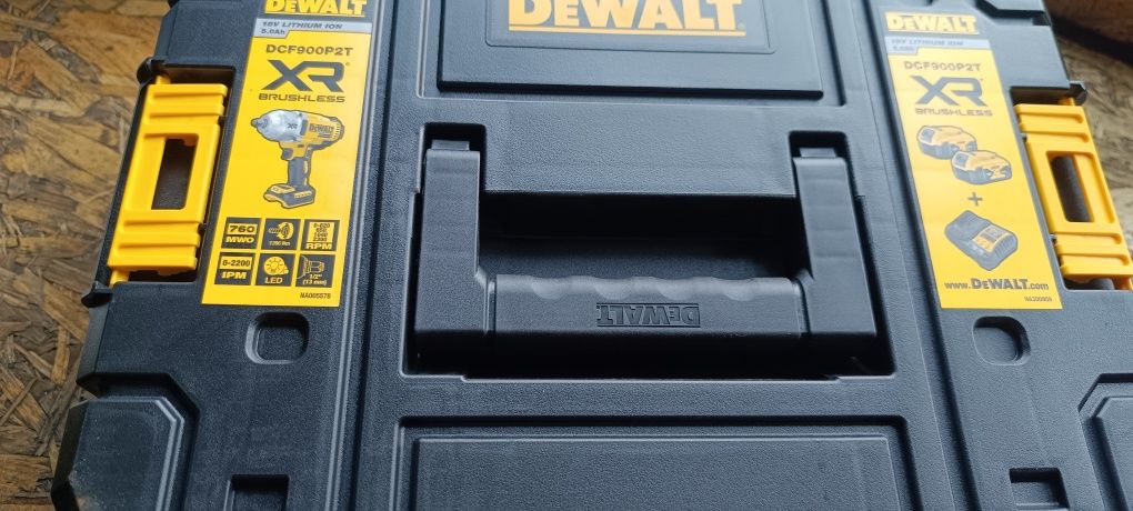 Klucz udarowy DeWalt dcf 900p2 ,2025