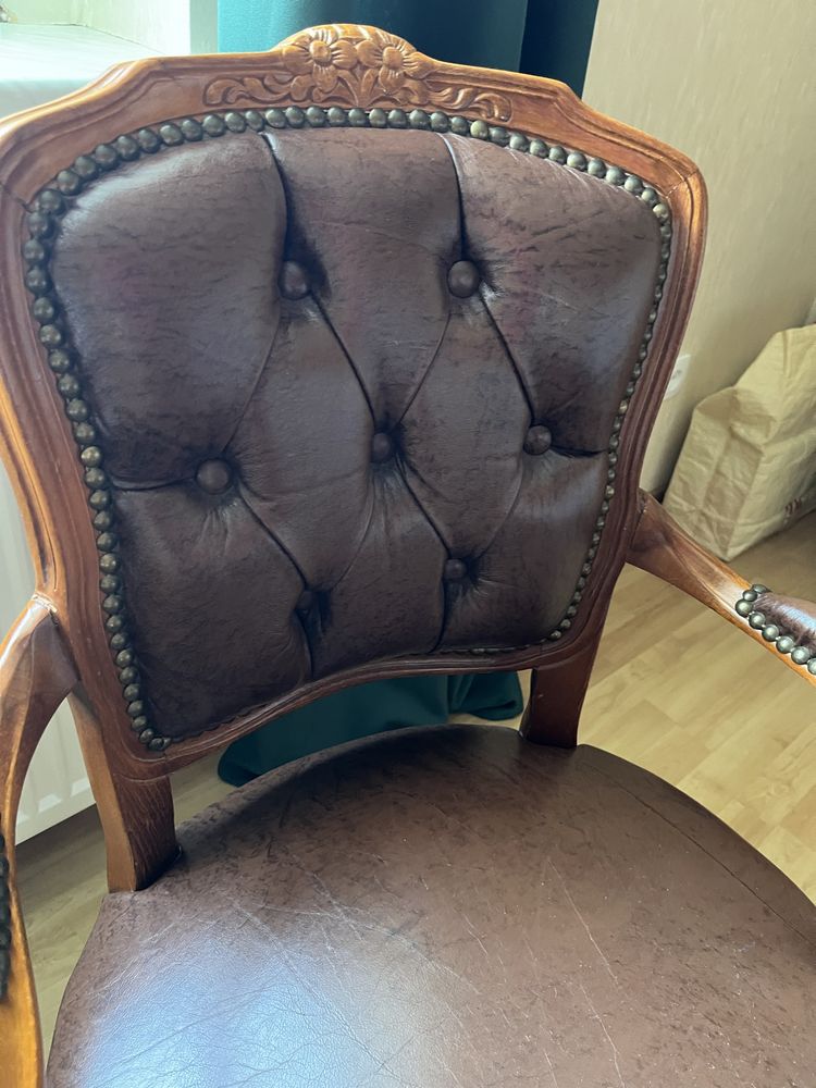 Meble stylowe komplet stół z krzesłami