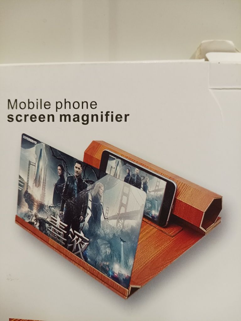 Lupa z podstawką do telefonu