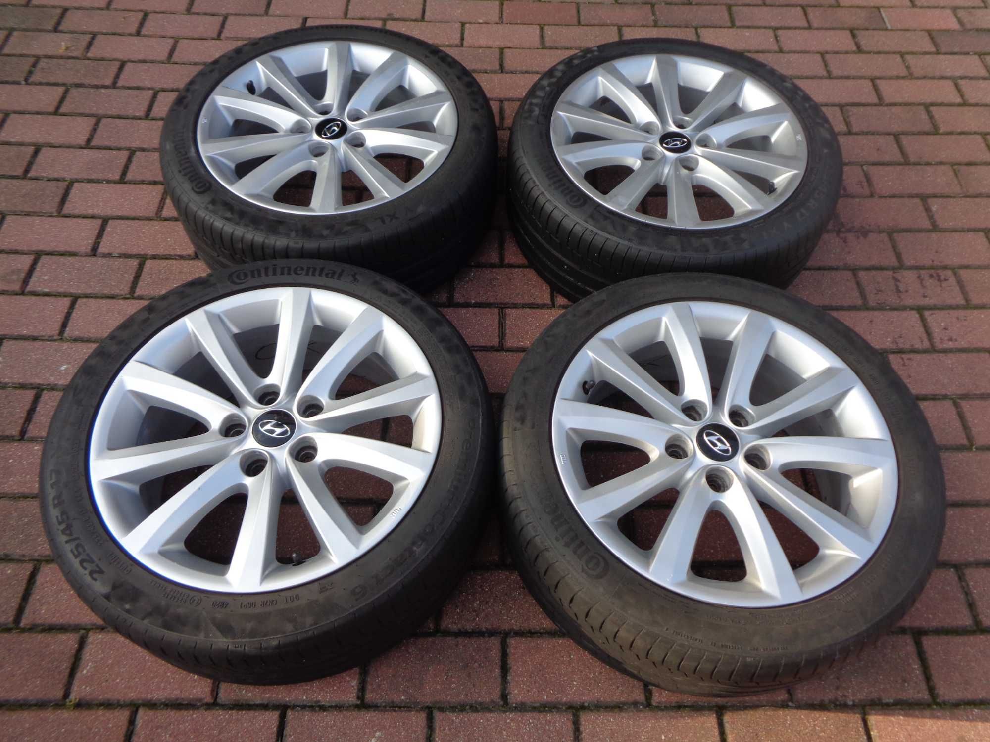 Alufelgi 17 Hyundai I30 I40 Kia Ceed Carens z oponami 20r sr 67mm ORG