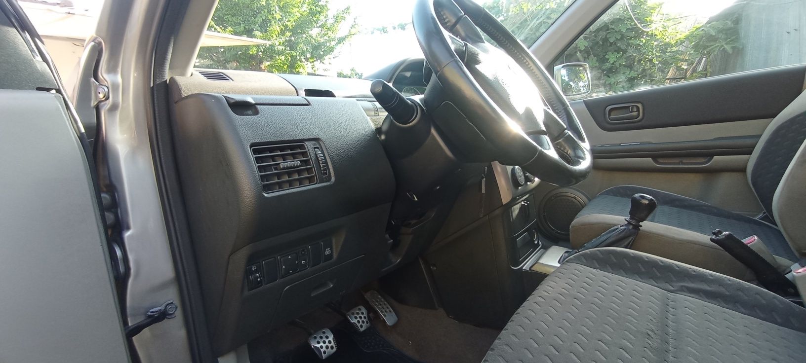Nissan xtrail 2.2