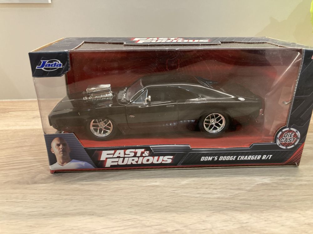 Model z szybcy i wsciekli dodge charger R/T skala 1:24