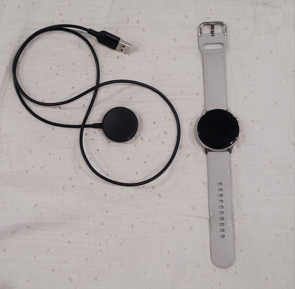 Smartwatch Samsung Galaxy Active R500 srebrny