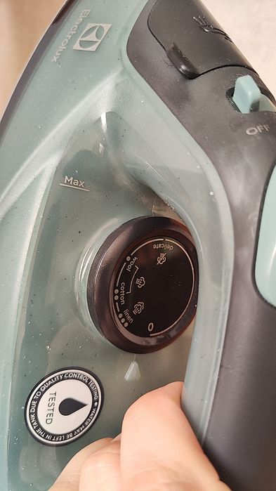 Праска Electrolux E5SI2-60G