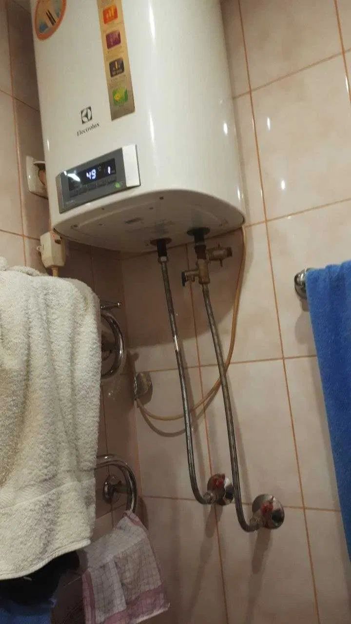 Продам 2х ком. кв-ру, Космос, ул. Северокольцевая 4эт. 5 ти этажного д