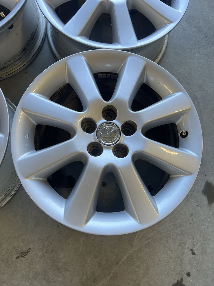 Oryginalne Alufelgi Toyota 16” 5x100 ET 45