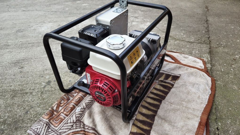 Agregat Honda EA3000 AVR nowy