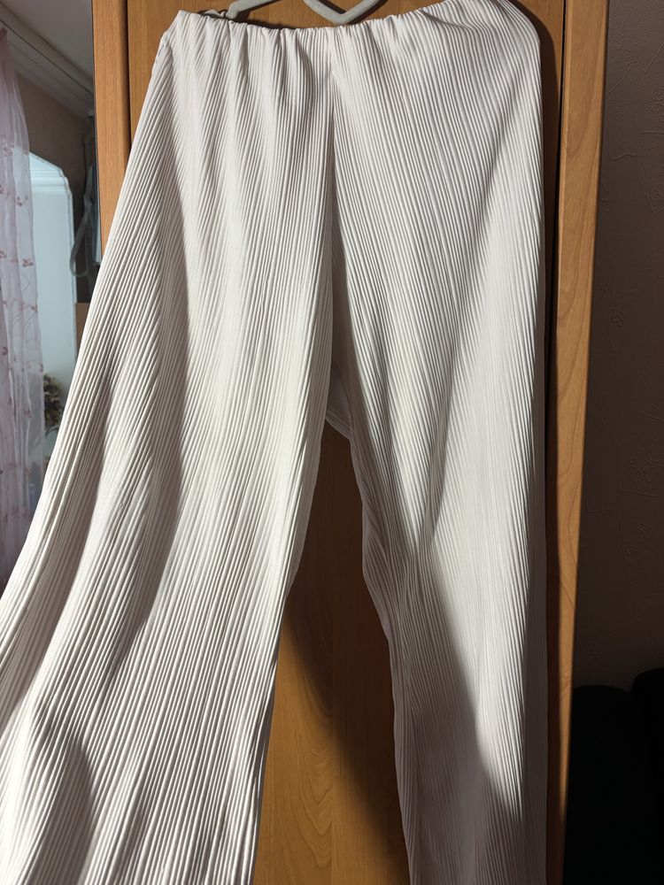легкі штани Zara