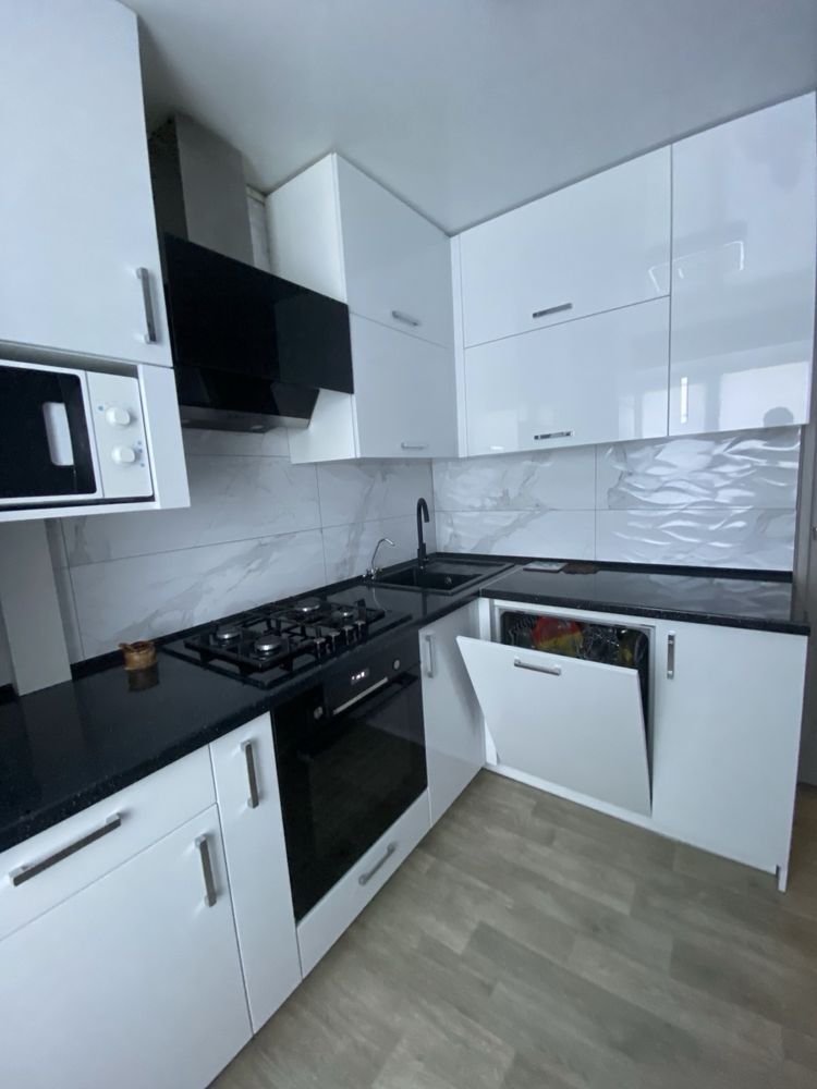 Продаж 2 кім квартири район 12 го кварталу Д.Нечая
