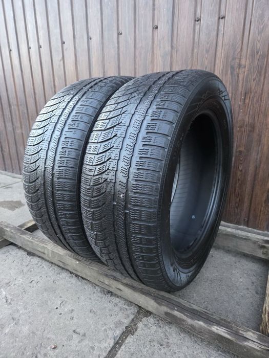 Шини зимові 235/55/r17, Nokian WRA4.