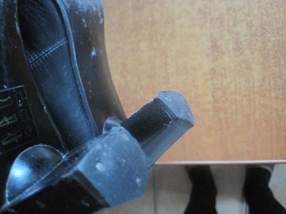 półbuty skórzane skóra czarne buty damskie QUATTRO 39 wkładka 26,5 cm