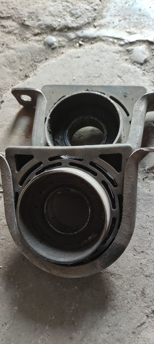 Івеко дейлі подушки двигуна, амортизатори