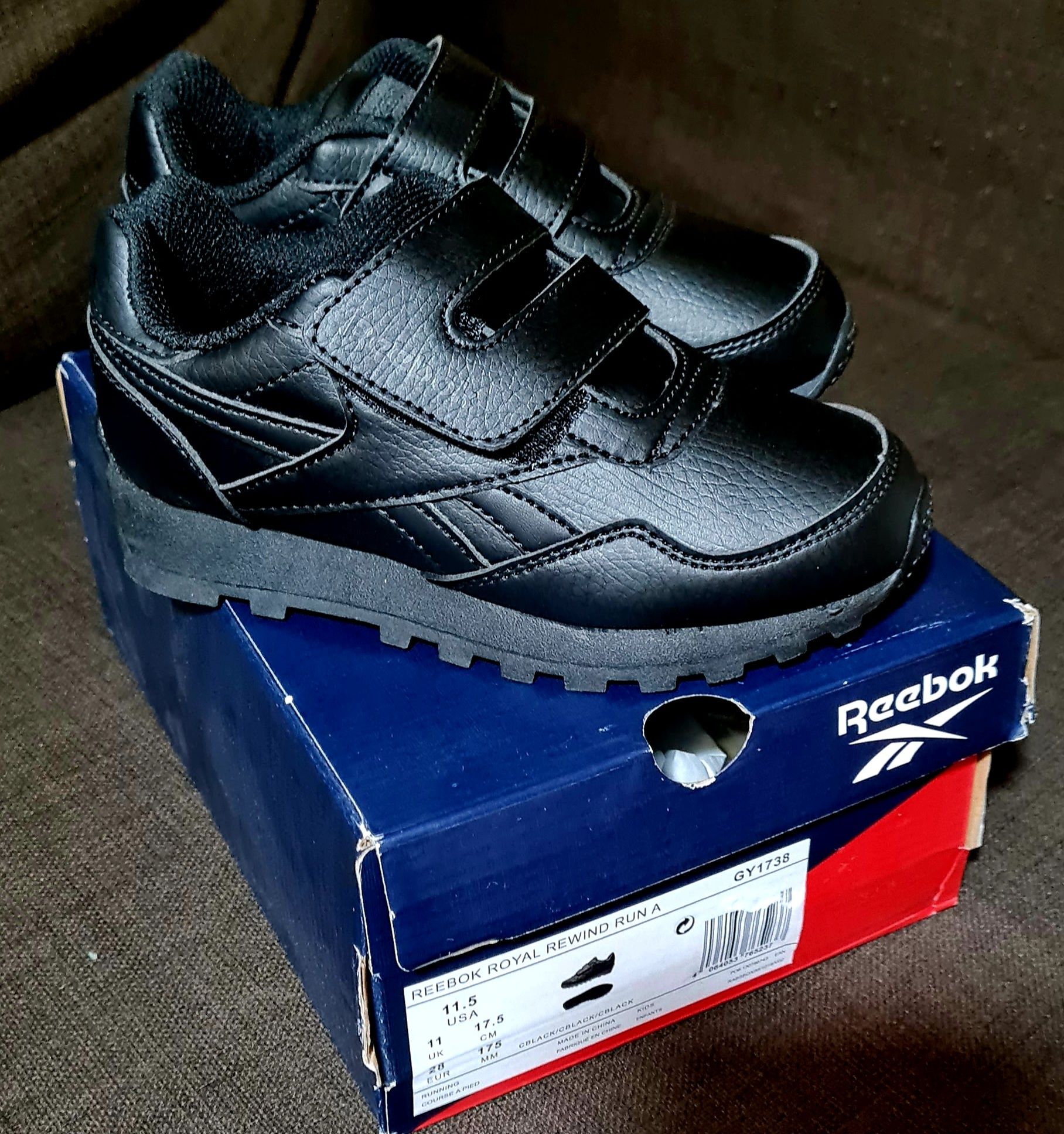 Ténis Reebok novos na caixa número 29