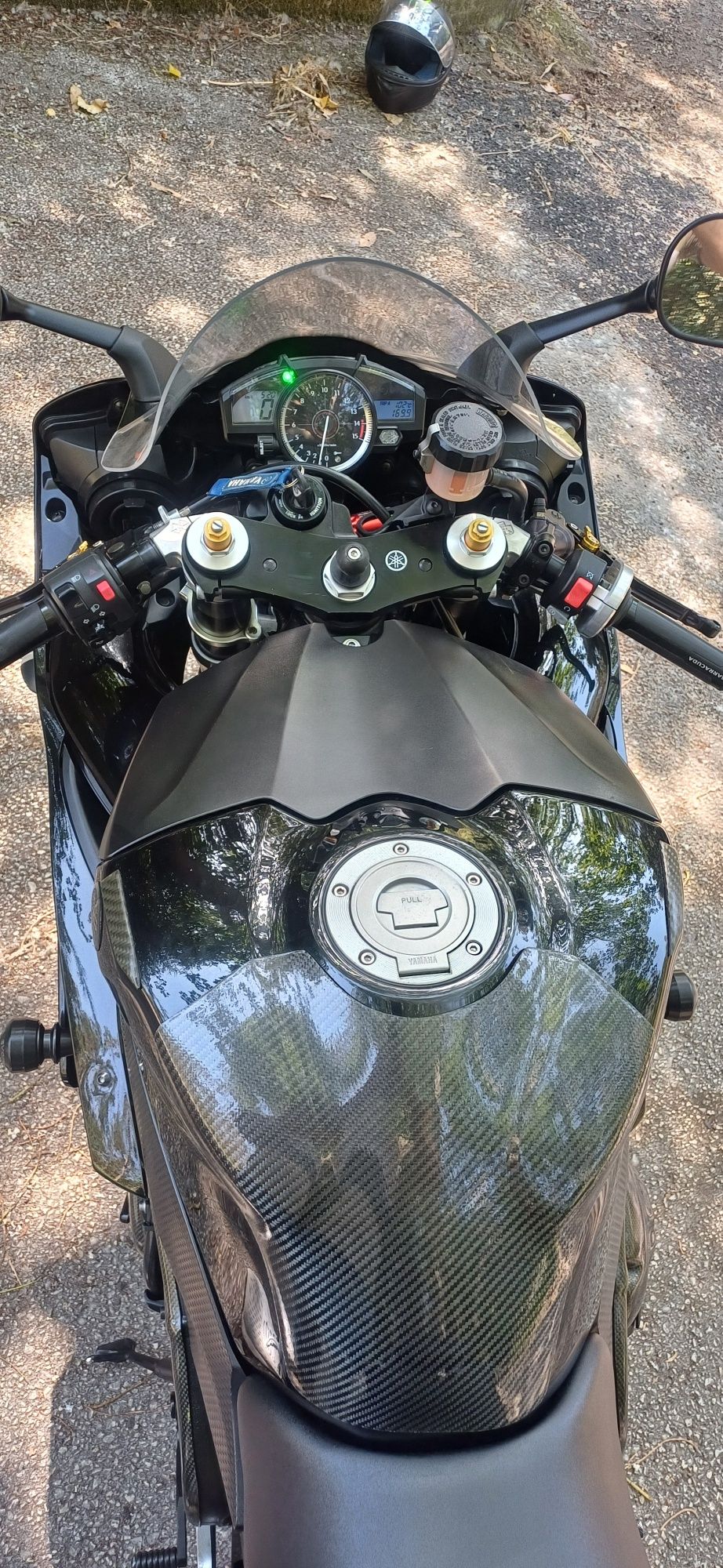 Vendo Yamaha r1 rn19
