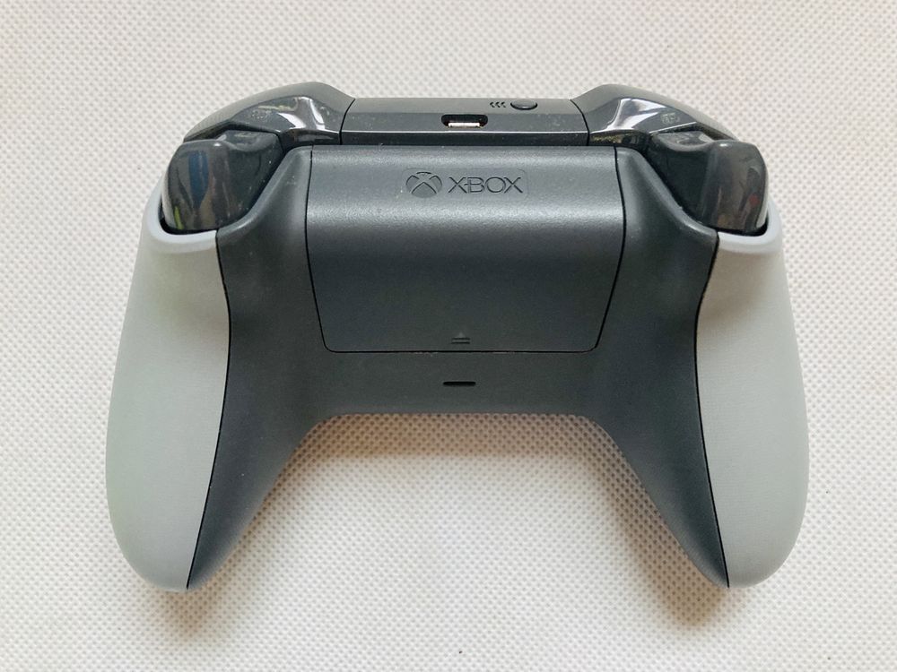 Oryginalny Pad Xbox One / Series