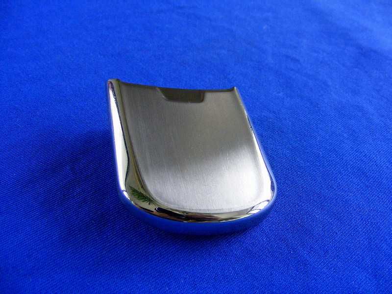Dolna osłona do Nokii 8800 Silver