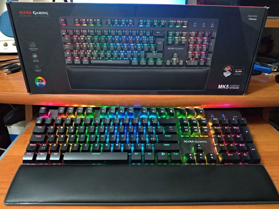 Teclado mecánico Mars Gaming MK5 RGB