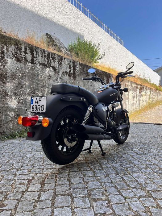 Vendo Keeway Superlight 125 EL como nova