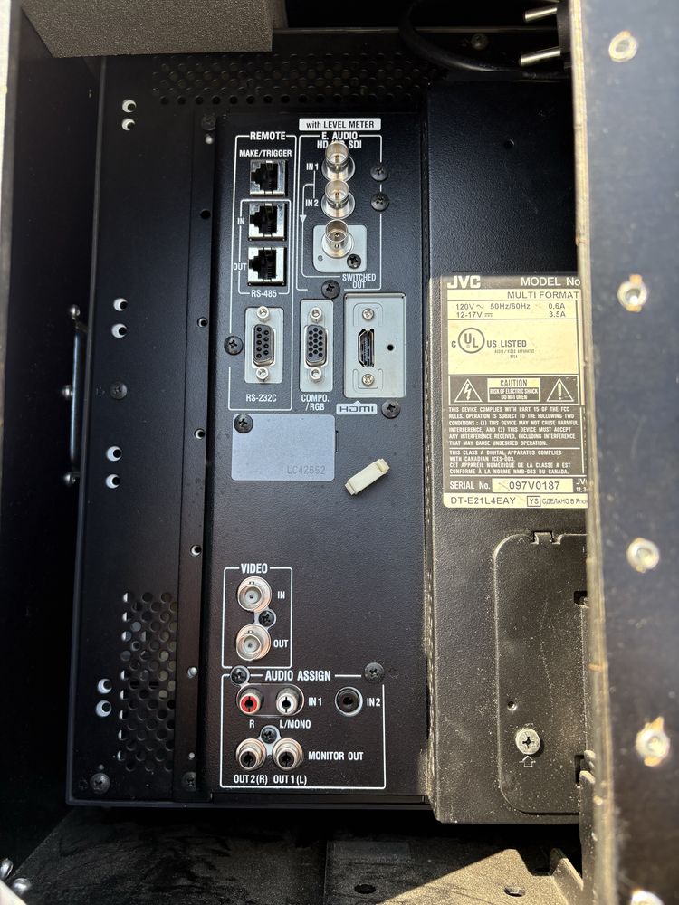 Monitor Podgląd JVC DT-E21L4 wraz z Case’m