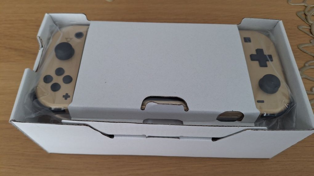 Nintendo Switch Lite Hyrule Edition