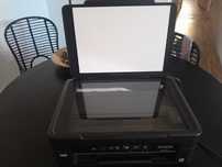 Impressora Epson xp225 com tinteiro