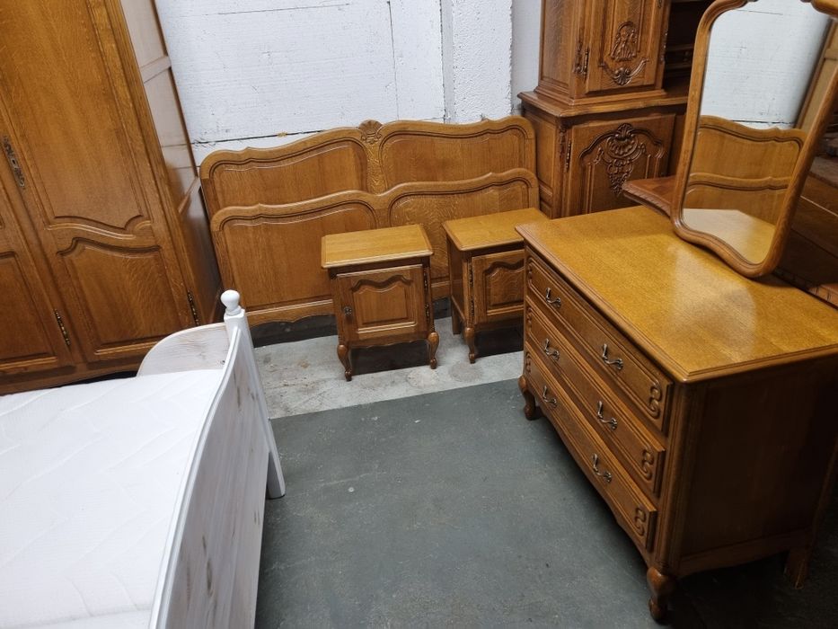 sypialnia ludwikowa łóżko szafa garderoba