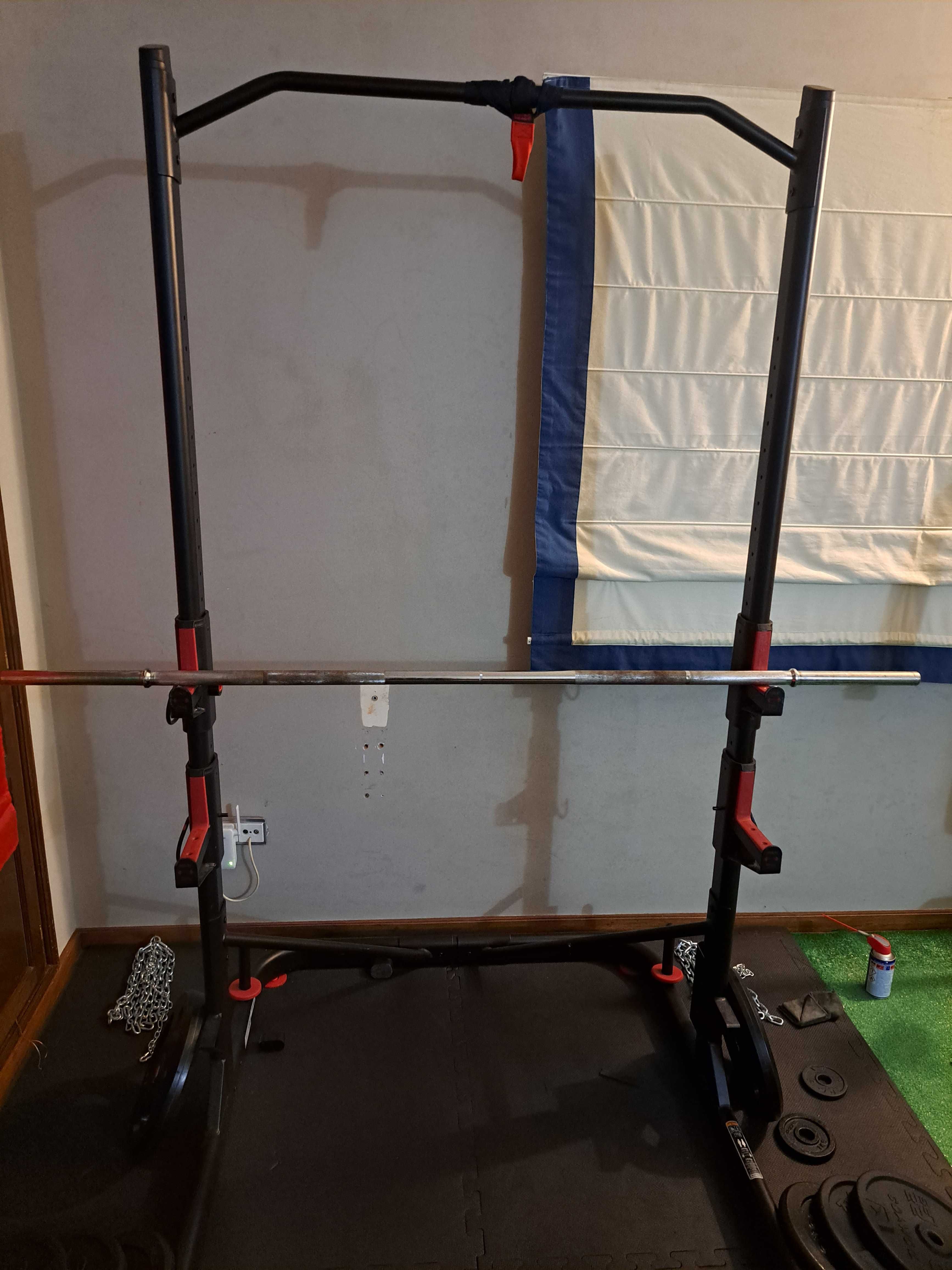 Rack musculação Decathlon Ginásio