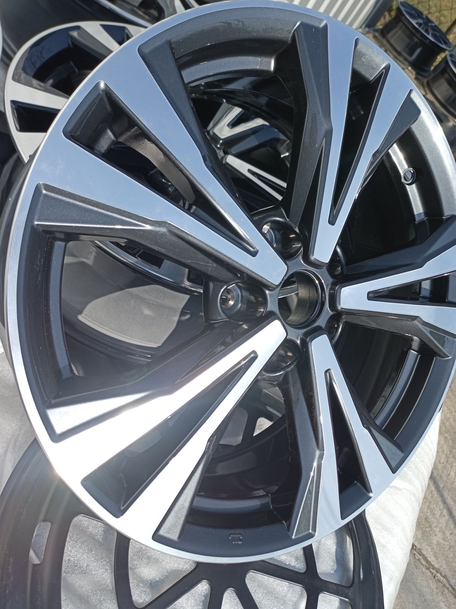 Alufelgi 18 nissan /mazda/ toyota /kia Hyundai 5x114.3