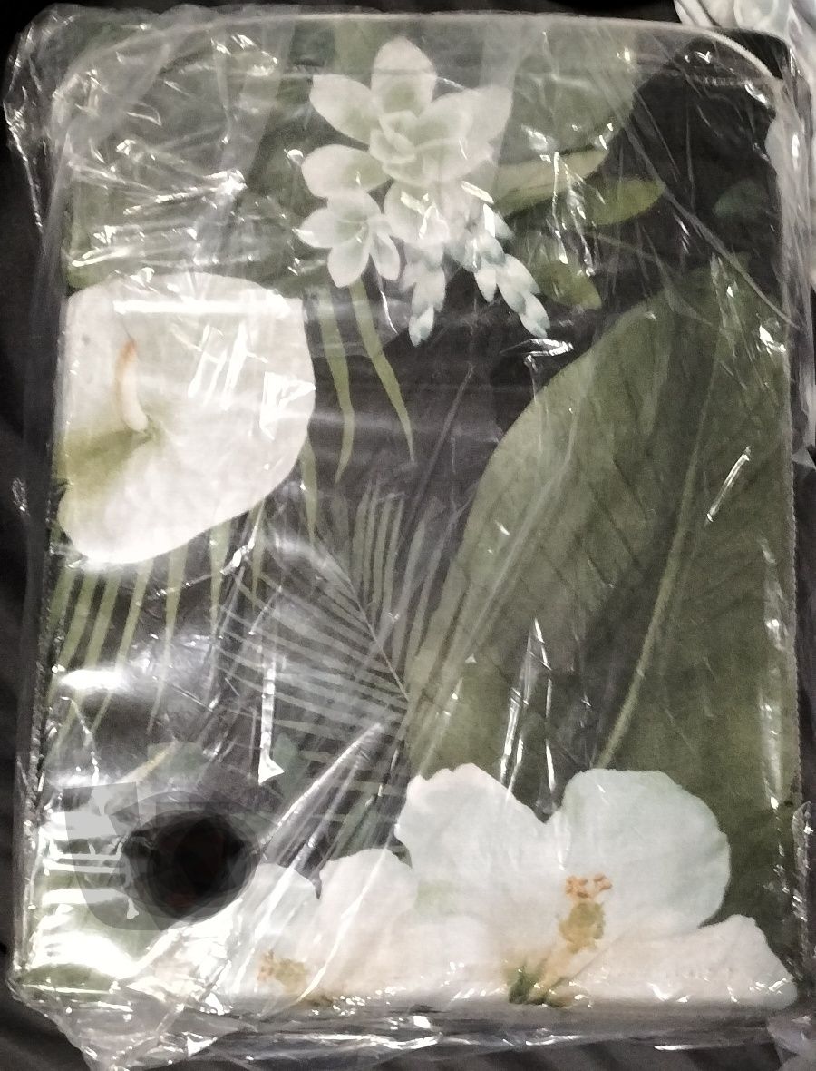 Pościel satynowa 200x220,2 poszewki, zielono-biała w kwiaty